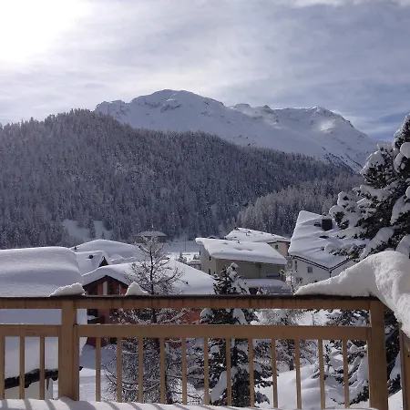 Chesa Guardamunt شقة